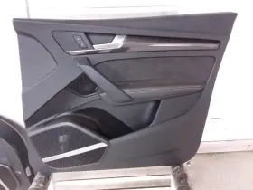 Audi 204.au1319 2019 Sq5 Passenger Side Front Trim Panel Black Vinyl/suede/leather With Carbon