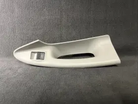Audi 8d0867372 Oem B5 S4 Rear Passenger Door Insert Audi 8d0867372 Oem B5 S4 Rear Passenger Door Insert