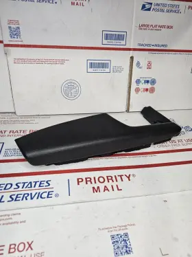 Audi 8k1867173a 2009-2016 A4 - Front Left Driver Door Panel Armrest Audi 8k1867173a 2009-2016 A4 - Front Left Driver Door Panel Armrest