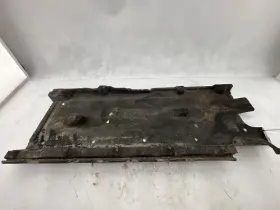 Audi 8u0825208 2015 - 2018 Q3 Right Side Under Body Splash Guard Shield Cover Oem Audi 8u0825208 2015 - 2018 Q3 Right Side Under Body Splash Guard Shield Cover Oem