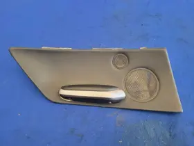 Bmw 207.bm1h03 2001-2006 M3 E46 Convertible Passenger Rear Quarter Trim Panel Armrest 1981