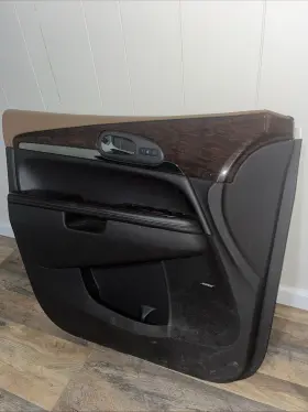 Buick 204.gm4a14 Enclave 2014 Front Door Trim Panel Buick 204.gm4a14 Enclave 2014 Front Door Trim Panel