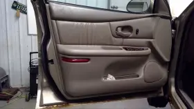 Buick 204.gm4h05 Century 2005 Front Door Trim Panel 1559552 Buick 204.gm4h05 Century 2005 Front Door Trim Panel 1559552