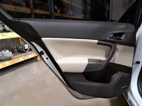 Buick 205.gm4r11 2011 Regal Lh Driver Side Rear Door Interior Trim Panel Black/beige 4ab