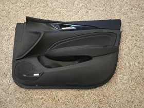 Buick 39026670 2018-2020 Regal Tourx Door Panel Right Front Passenger Side Bose Buick 39026670 2018-2020 Regal Tourx Door Panel Right Front Passenger Side Bose