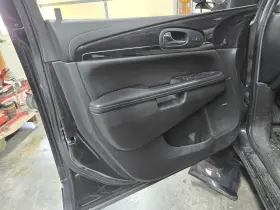 Buick 84014301 2017 Enclave Driver Door Trim Panel Ebony-19i Very Nice Oem