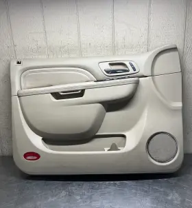 Cadillac Lo185136 2010 - 2014 Escalade Driver Lh Left Front Inner Door Trim Panel Oem