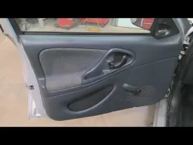 Chevrolet 204.gm1g03 Cavalier 2003 Front Door Trim Panel 669596