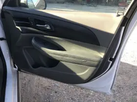 Chevrolet 204.gm1h13 Malibu 2013 Front Door Trim Panel 819615