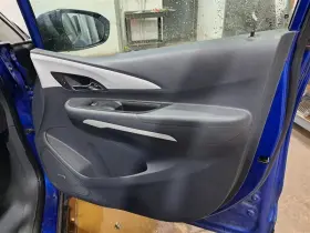 Chevrolet 204.gm1n17 2017 Bolt Rh Pass Side Front Door Interior Trim Panel Black/lt Gray 4f1