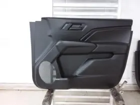 Chevrolet 204.gm8g23 2023 Colorado Passenger Right Side Front Door Trim Panel Black Oem