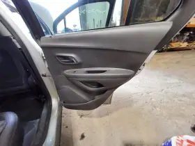 Chevrolet 205.gm1g17 Trax 2017 Door Trim Panel Rear 3690997