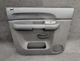 Chevrolet 205.gm8x12 2010-2013 Chevy Silverado Gmc Sierra Rear Driver Left Door Trim Panel Oem Ebony