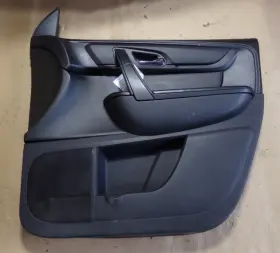 Chevrolet 22942238 2013-2017 Traverse Front Passenger Side Door Trim Panel Rh