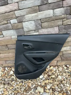 Chevrolet 42428180 2017-2020 Trax Rear Right Passenger Side Interior Door Panel Oem