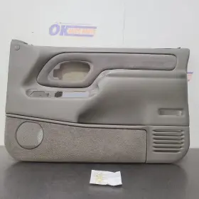 Chevrolet Truck 204.gm8298 98 1998 Chevy Tahoe Lt Front Door Trim Panel Gray Right Passenger With Back Tabs