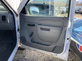 Chevrolet Truck 204.gm8m13 Silvrdo15 2013 Front Door Trim Panel 1442086 Chevrolet Truck 204.gm8m13 Silvrdo15 2013 Front Door Trim Panel 1442086