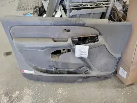 Chevrolet Truck 204.gm8n02 Silvrdo25 2002 Front Door Trim Panel 1377514