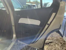 Chevrolet Truck 205.gm8d11 Equinox 2011 Door Trim Panel Rear 1299384
