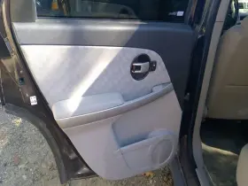 Chevrolet Truck 205.gm8l06 Equinox 2006 Door Trim Panel Rear 3594194 Chevrolet Truck 205.gm8l06 Equinox 2006 Door Trim Panel Rear 3594194