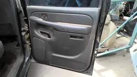 Chevrolet Truck 205.gm8y07 Silv25new 2007 Door Trim Panel Rear 30588937