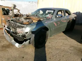 Chrysler 204.ch1u06 300 2006 Front Door Trim Panel 2189644 Chrysler 204.ch1u06 300 2006 Front Door Trim Panel 2189644