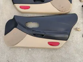 Corvette 10420161 97-04 C5 Interior Driver And Passenger Side Door Panels Set Corvette 10420161 97-04 C5 Interior Driver And Passenger Side Door Panels Set