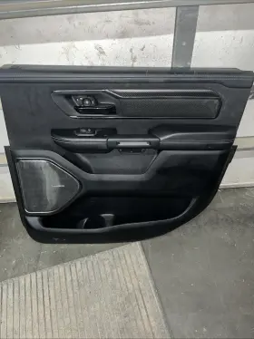 Dodge 205.ch8r21 22 Ram 1500 Trx Door Panel Rear Passenger Black Leather Suede Crew Cab Dodge 205.ch8r21 22 Ram 1500 Trx Door Panel Rear Passenger Black Leather Suede Crew Cab