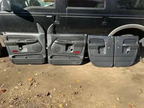 Dodge 5jm97il5aa Ram Laramie 2002 - 2005 1500 2500 Door Panel Set Of 4
