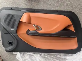 Dodge 5sl773vxah Challenger Srt Hellcat Left Door Panel Driver Oem 17 18 19