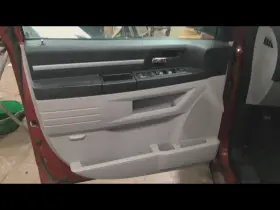 Dodge Truck 204.ch8408 Caravan 2008 Front Door Trim Panel 692911 Dodge Truck 204.ch8408 Caravan 2008 Front Door Trim Panel 692911