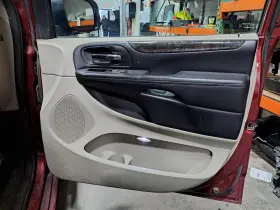 Dodge Truck 204.ch8411 2011 Caravan Rh Pass Side Front Door Interior Trim Panel Gray/black H7x1 Dodge Truck 204.ch8411 2011 Caravan Rh Pass Side Front Door Interior Trim Panel Gray/black H7x1