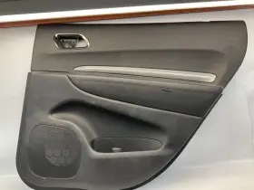 Dodge Truck 205.ch8e20 19 20 Durango Awd 5.7l At Interior Rear Door Trim Panel B