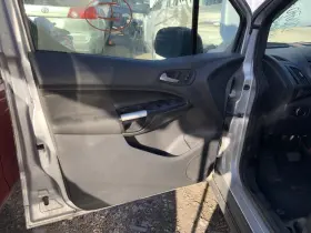 Ford 204.fd1214 Transcnct 2014 Front Door Trim Panel 1376582 Ford 204.fd1214 Transcnct 2014 Front Door Trim Panel 1376582