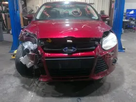 Ford 204.fd1f13 Focus 2013 Front Door Trim Panel 1047271 Ford 204.fd1f13 Focus 2013 Front Door Trim Panel 1047271