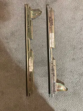 Ford 40-45962-b 1934 Door Window Channel