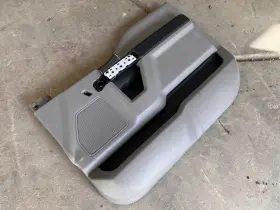 Ford 5087665 2017-2019 F250 F350 Crew Cab Right Pass Front Interior Door Panel Oem Ford 5087665 2017-2019 F250 F350 Crew Cab Right Pass Front Interior Door Panel Oem