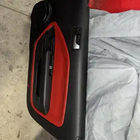 Ford 5r3z-6323943-cd Front Door Trim Panel 2005-2006 Mustang Rh Black Red Minor Flaw Ford 5r3z-6323943-cd Front Door Trim Panel 2005-2006 Mustang Rh Black Red Minor Flaw