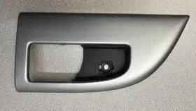 Ford 7l14-7822678-a 03-08 Expedition Front Right Interior Door Handle Bezel Trim