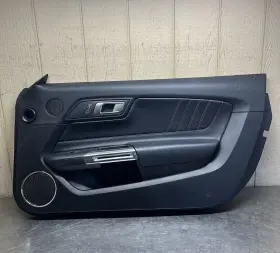 Ford Fr3b6323942 2015-2023 Mustang Gt 5.0 Front Right Passenger Door Panel Black Oem Ford Fr3b6323942 2015-2023 Mustang Gt 5.0 Front Right Passenger Door Panel Black Oem