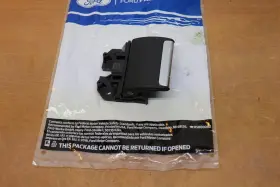 Ford Jl1b7822600bfw 2018 - 2023 Expedition Rear Left Inner Door Handle Oem Ford Jl1b7822600bfw 2018 - 2023 Expedition Rear Left Inner Door Handle Oem