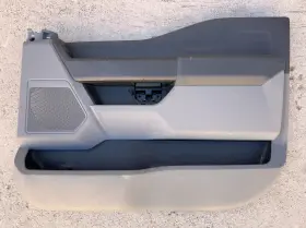 Ford Pc3b-j23942-bd3kx6 Front Right Door Trim Panel For F550 Gray With Black