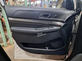 Ford Truck 204.fd8g18 2018 Explorer Lh Driver Side Front Door Interior Trim Panel Black Cw Ford Truck 204.fd8g18 2018 Explorer Lh Driver Side Front Door Interior Trim Panel Black Cw
