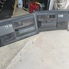 General Motors 14051880 1981-1991 Chevy Gmc Truck C10 K5 Blazer Black/ Gray Front Interior Door Panels General Motors 14051880 1981-1991 Chevy Gmc Truck C10 K5 Blazer Black/ Gray Front Interior Door Panels