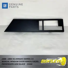General Motors 15553920 1988 - 1994 Silverado Sierra C K Truck Manual Door Lock Handle Bezel Passenger