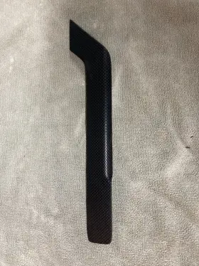 General Motors 15951958 2007-2010 Hummer H3 H3t Left Drivers Side Door Panel Front Armrest Trim Cover