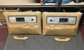 General Motors 363279 77-80 Chevy Squarebody C/k 20-30 Crew Cab Suburban Rear Backseat Door Panels Set