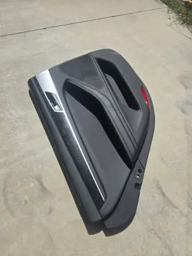Genesis 29222b1010rry 2019 - 2020 G80 Rear Left Door Panel Black Genesis 29222b1010rry 2019 - 2020 G80 Rear Left Door Panel Black