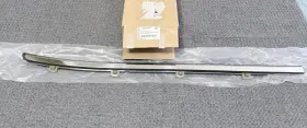 Gm 23227177 New 2015-2018 Right Rear Passenger Door Window Belt Molding Oem