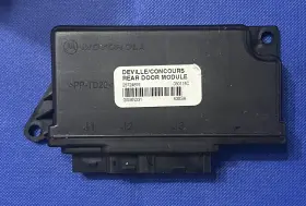 25724876 GM Rear Door Module Cadillac Deville
